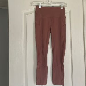 Lululemon size 2 cropped with pockets worn 2x